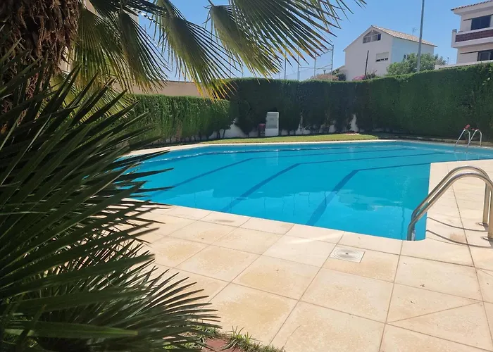 Comodo Con Terraza A 200 M De La Playa - Hisp-236-176 * Torroella de Montgrí